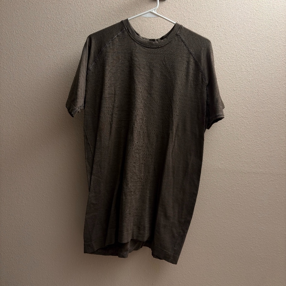 Alphalete Short Sleeve Perforated Athletic Tee